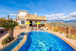 Villa Baena in Macaca
