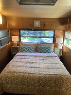 Mornington Peninsula Retro Caravans