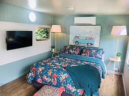 Mornington Peninsula Retro Caravans