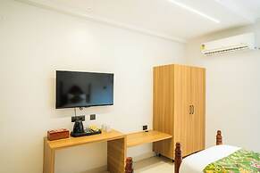 Hotel Indiana Hitech City