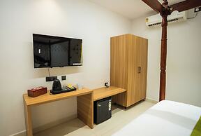 Hotel Indiana Hitech City