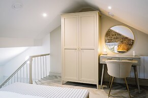 Sun St Apartment 2