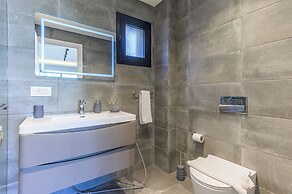 Achrafieh Gate - Modern 3-BR Apartments