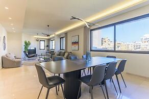Achrafieh Gate - Modern 3-BR Apartments