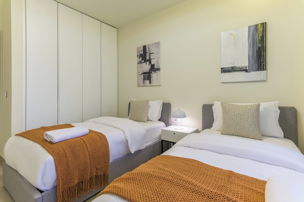 Achrafieh Gate - Modern 3-BR Apartments