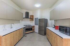 Achrafieh Gate - Modern 3-BR Apartments