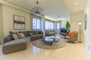 Achrafieh Gate - Modern 3-BR Apartments