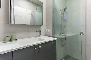 Achrafieh Gate - Modern 3-BR Apartments