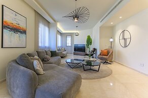 Achrafieh Gate - Modern 3-BR Apartments