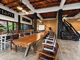 Dulang Resort & Resto