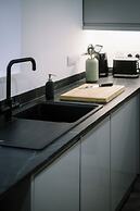 Sun St Apartment 3
