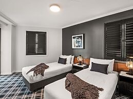 The Sebel Darling Harbour The Pinnacle
