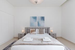 Luxe 4BR Villa Private Pool Beach Al Zorah