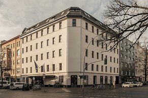 The Dean Berlin