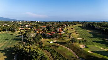 Palmas 16 Pacifico Golf Course Concierge
