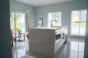 Paradise Suite