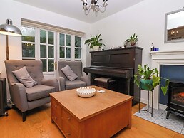 Lair Close House