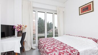 Rental in Rome Quattro Venti Terrace Apartment