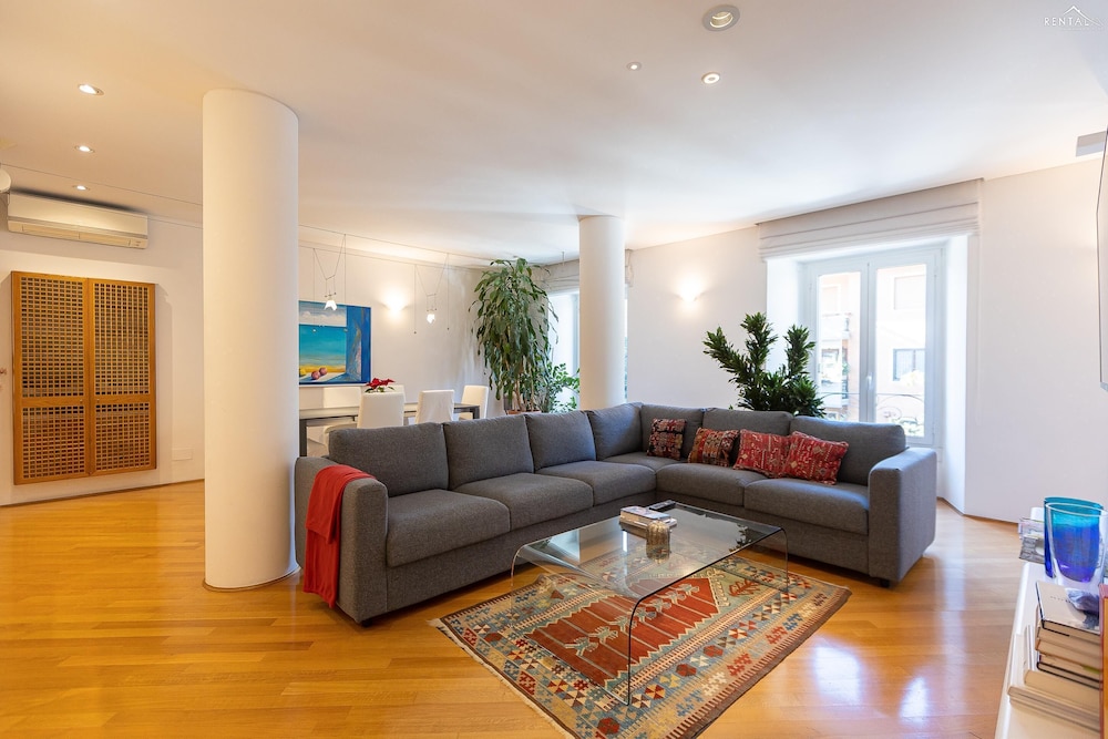 Rental in Rome San Gioacchino View Apartment