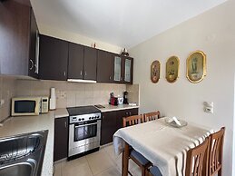 Kika Residence - 2 Bedroom House With Barbeque