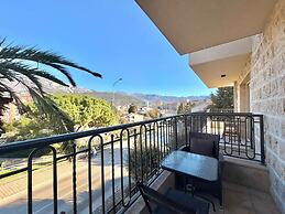 LV Central Apartment-Free Parking
