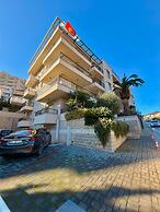 LV Central Apartment-Free Parking