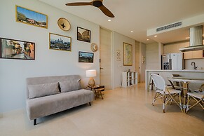 2BR 5 Guests Private Balcony and Shared Pool