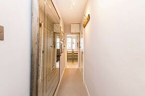 Stunning 2-bedroom Flat in Fulham