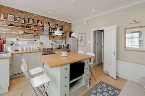 Stunning 2-bedroom Flat in Fulham