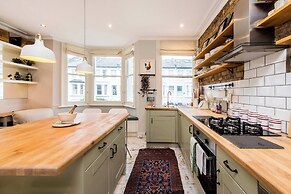 Stunning 2-bedroom Flat in Fulham