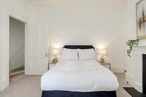 Modern 2 bed Flat - Hammersmith Grove