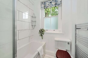 Modern 2 bed Flat - Hammersmith Grove