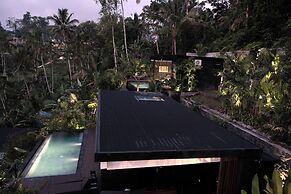The Ruler Bali