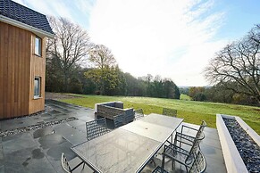 Host Stay Roundwood House