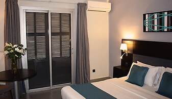 Hotel Farid