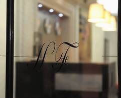 Hotel Farid