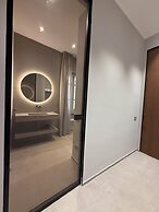 LEOPOLDO SUITES