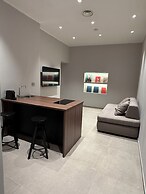 LEOPOLDO SUITES