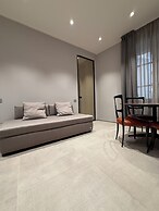 LEOPOLDO SUITES