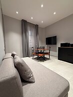 LEOPOLDO SUITES