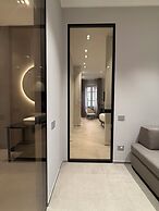 LEOPOLDO SUITES