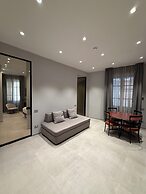 LEOPOLDO SUITES