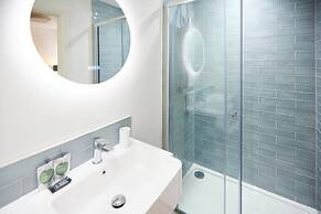 Host Stay The Langley Hotel Apartment 4