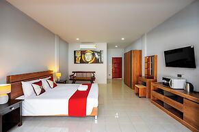 Chernin Apartment Suites, Rawai