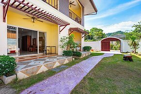 Chernin Apartment Suites, Rawai