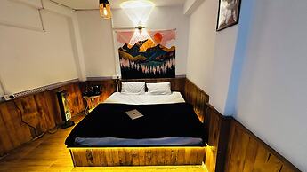 Bawli Treehouse