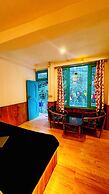 Bawli Treehouse