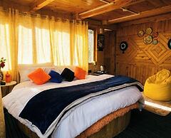 Bawli Treehouse