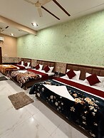 Hotel Raghav Dham