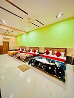 Hotel Raghav Dham